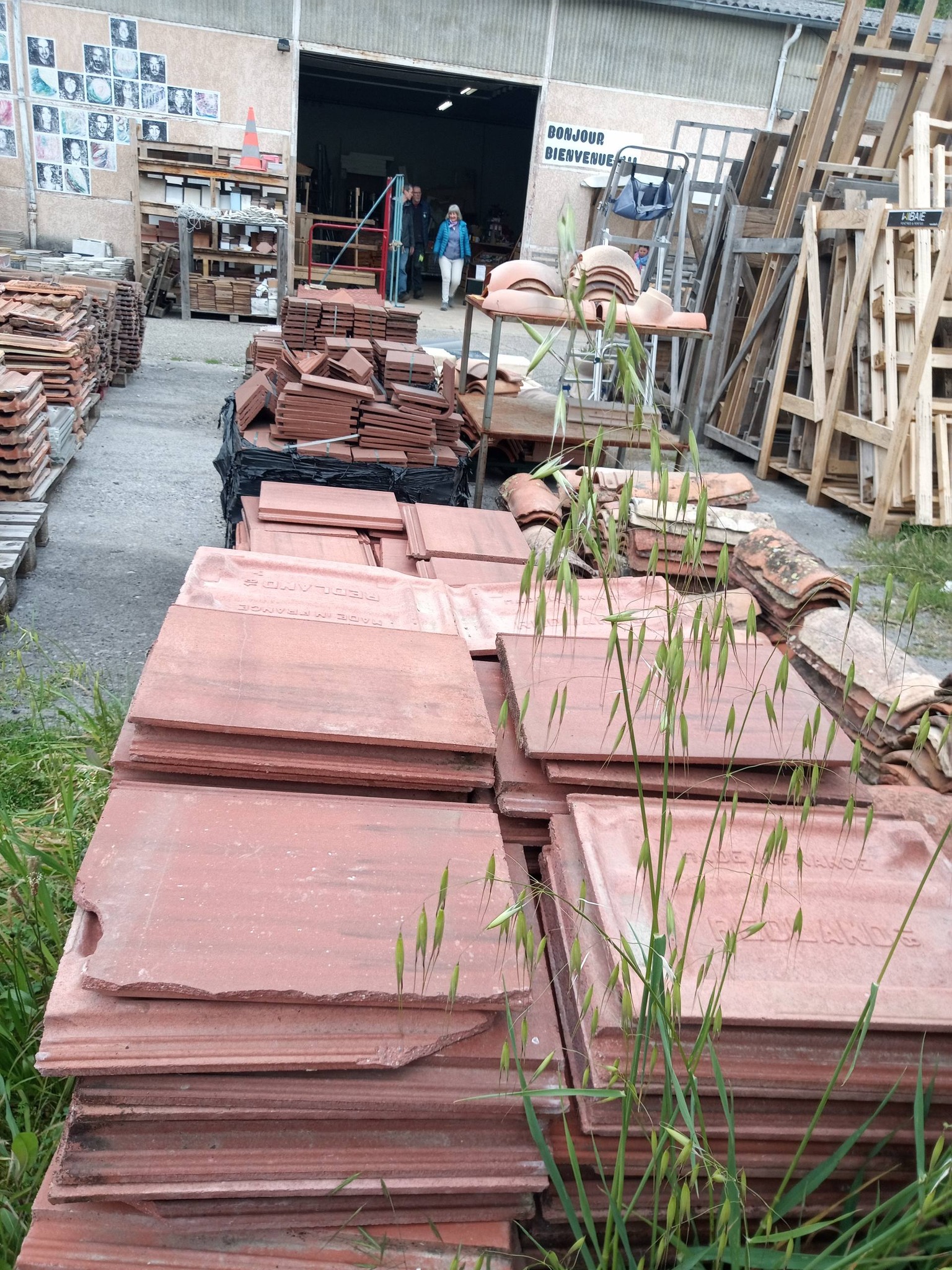 Cette semaine on continue notre petit tour à l&rsquo;extérieur de la materiautheque…